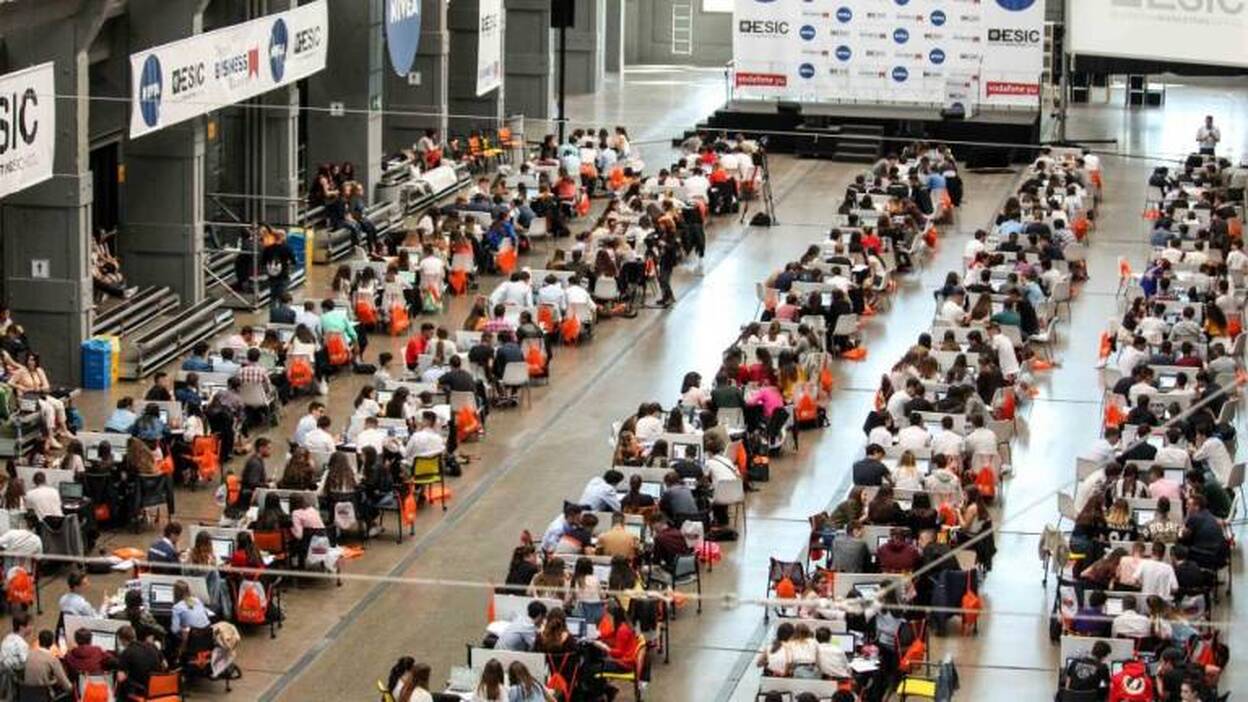 Los jóvenes canarios se mudaría fuera de España para mejorar laboralmente