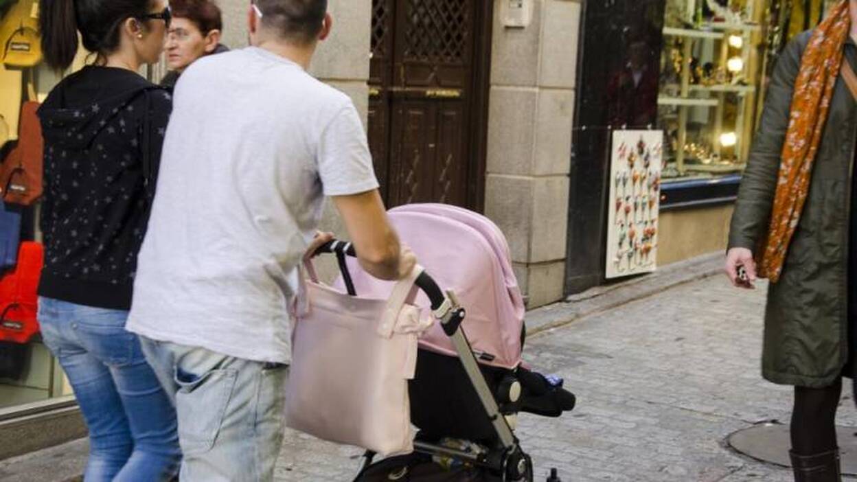 España, la tercera tasa de natalidad más baja de la UE