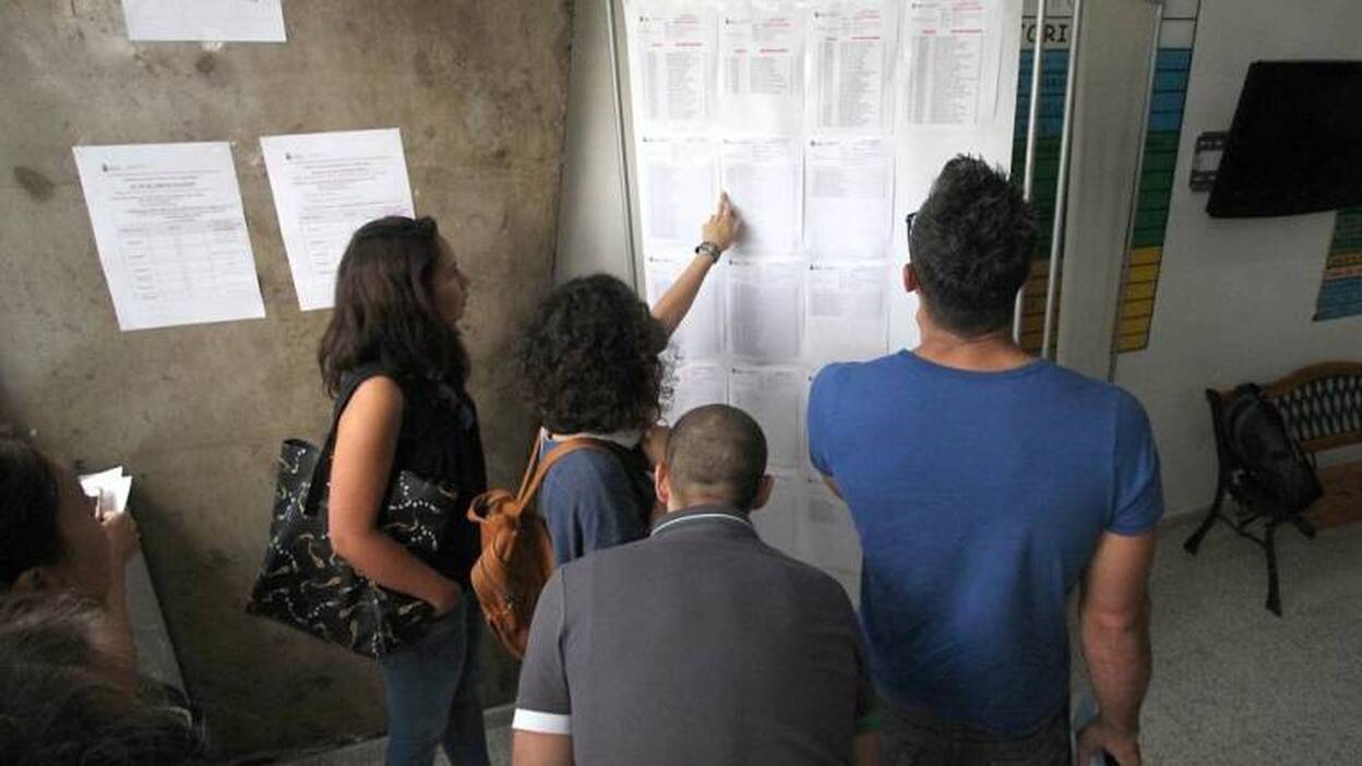 El 12,8% de los docentes aprueba las oposiciones de Educación