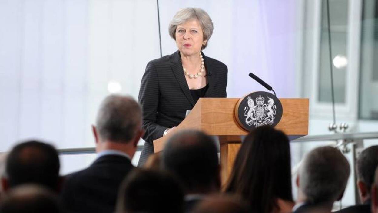 May pide flexibilidad a la UE para que acepte su plan del ‘brexit’