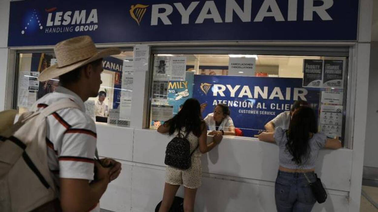 Los tripulantes no descartan más paros en Ryanair