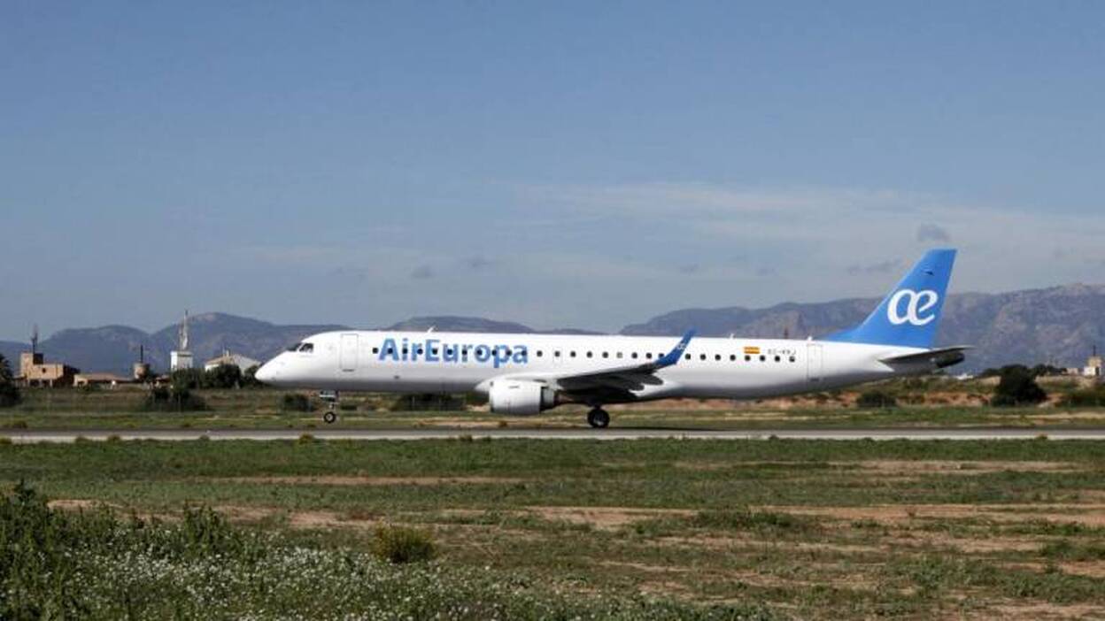 Air Europa oferta volar de Canarias a la península desde 17 euros