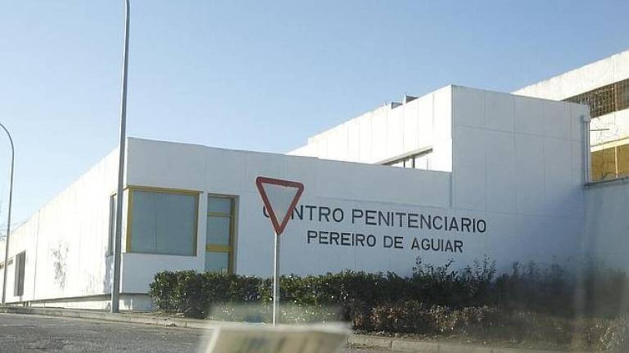 «Todas las hipótesis son posibles»