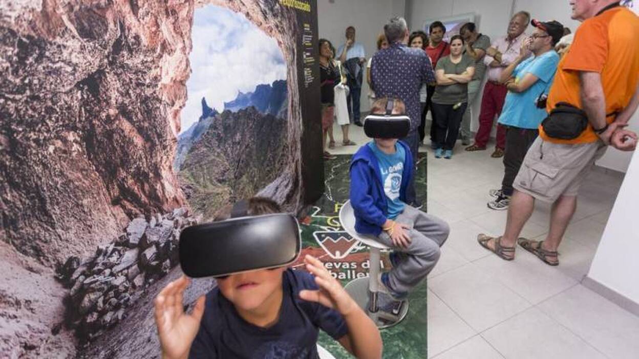 La exposición de Risco Caído, en el corazón de Gran Canaria