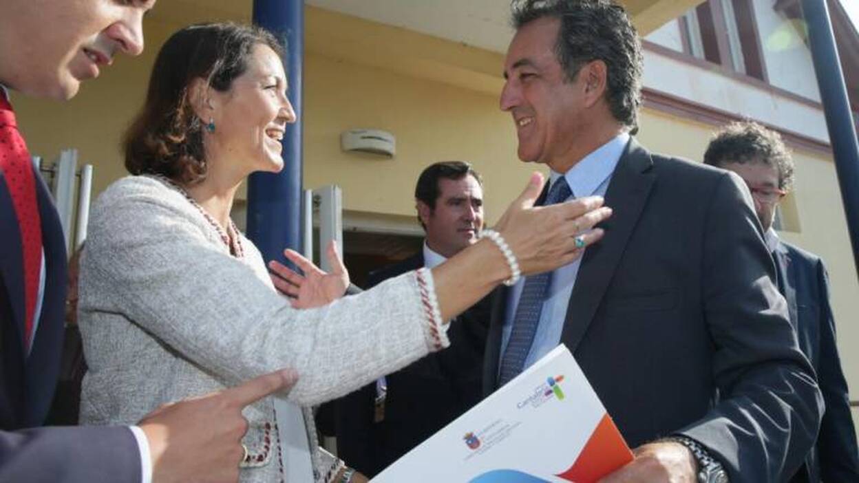 Reyes Maroto aboga por «repensar» la competición escolar de ‘eSports’