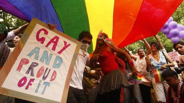 El Supremo de India anula la prohibición del sexo gay en un histórico fallo