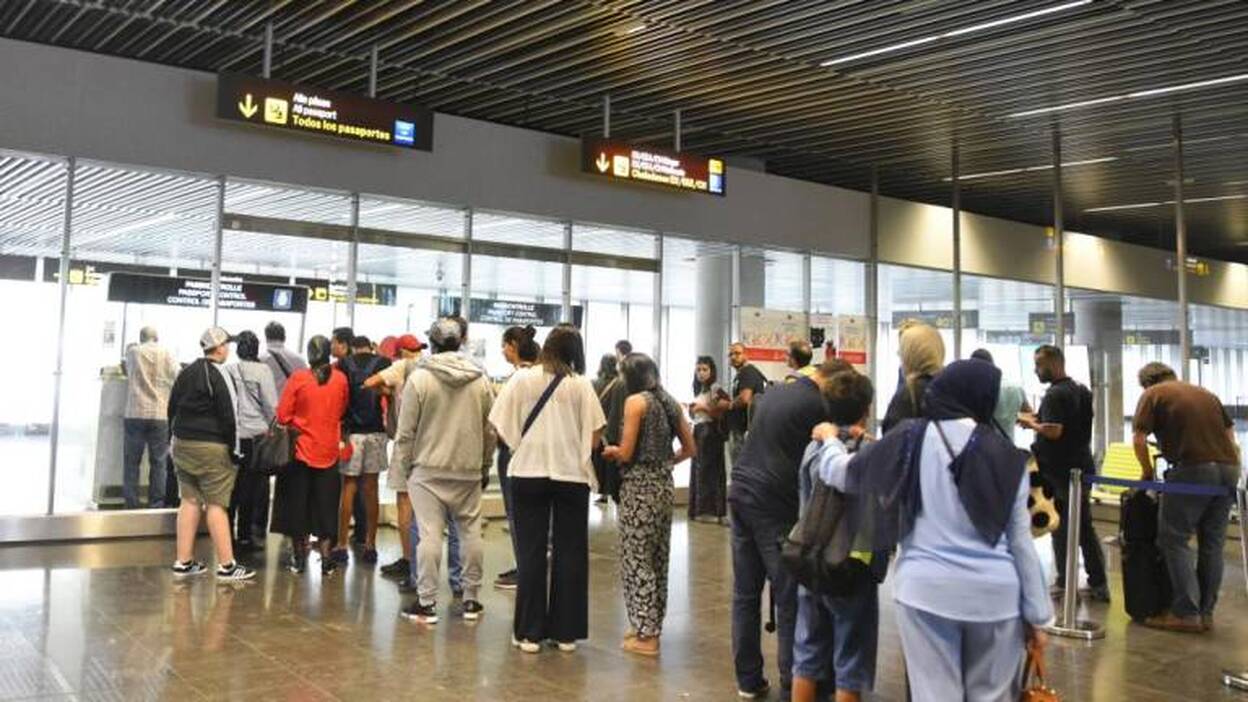Canarias pierde 570.000 pasajeros aéreos internacionales hasta agosto