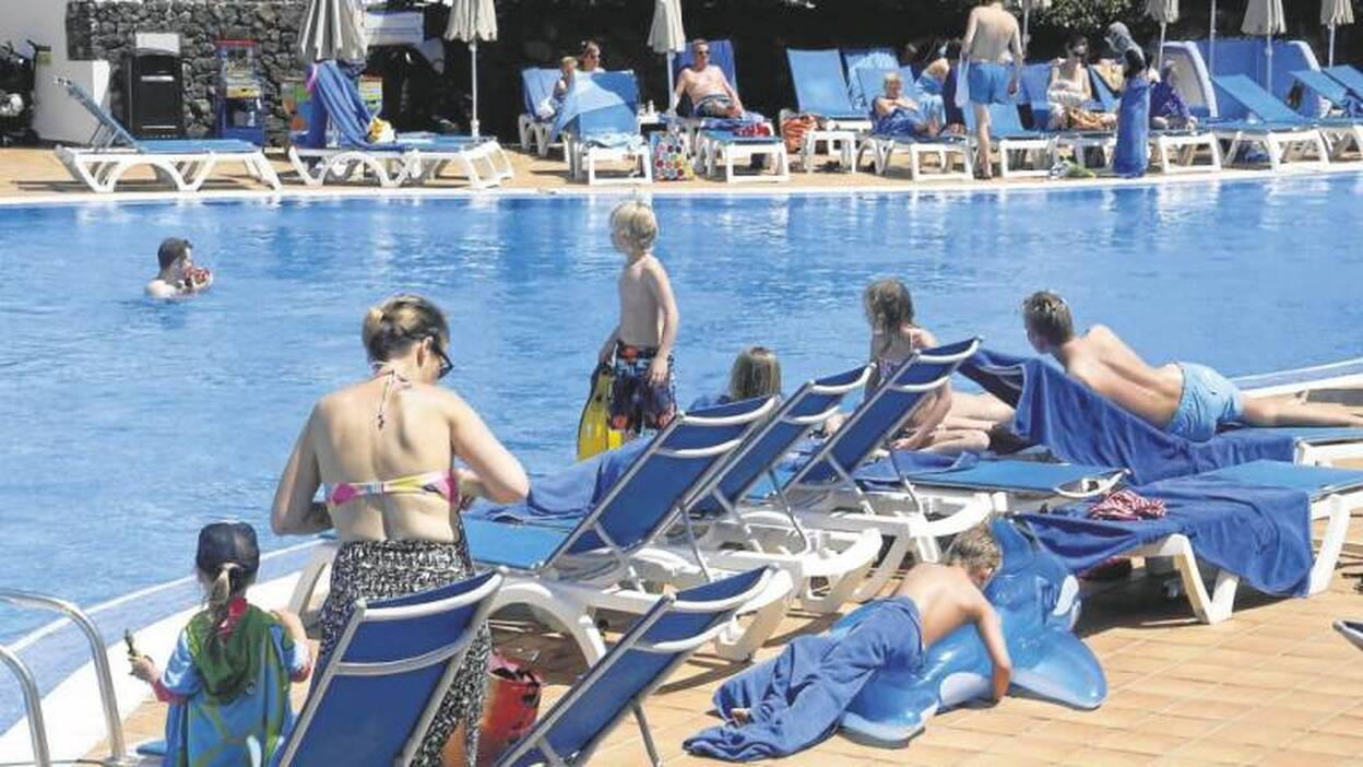 Las expectativas de los hoteleros canarios caen tras años de euforia