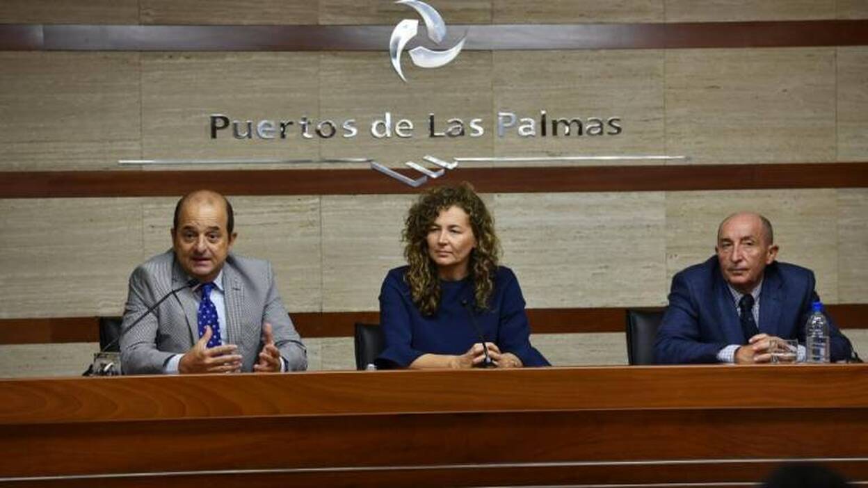 Puertos del Estado autoriza la ampliación del dique Reina Sofía en 400 metros