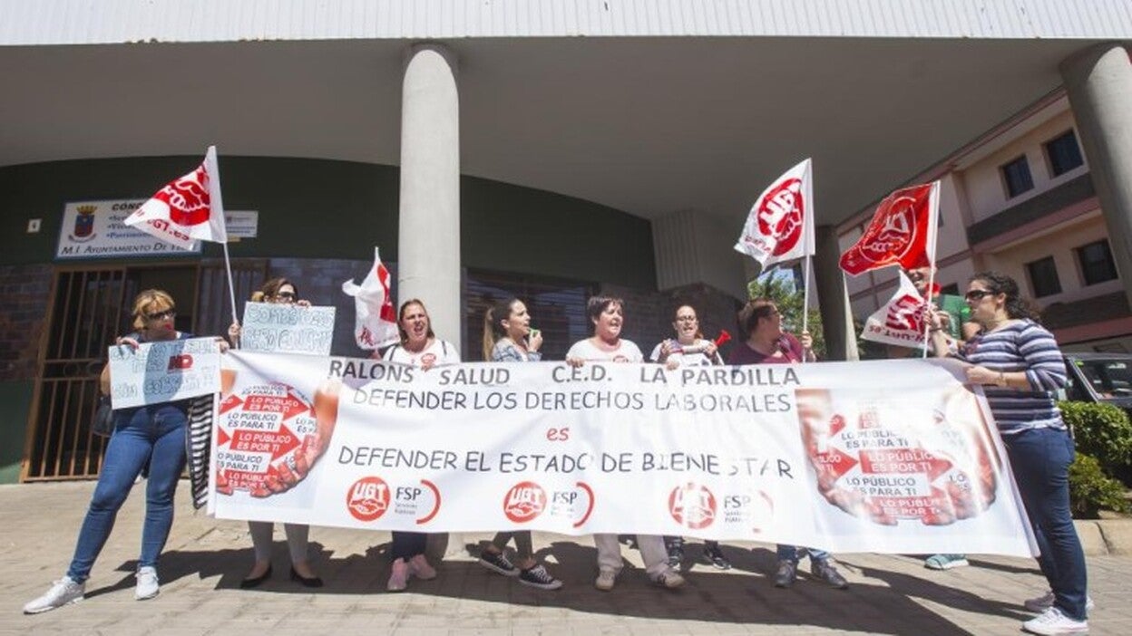 Ralons afirma que paga tarde porque el Ayuntamiento  le debe dinero