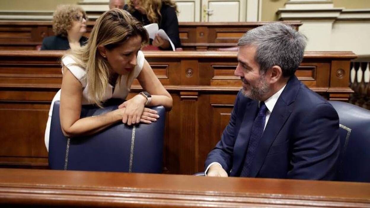 Clavijo escoge al PP porque el PSOE «no es garante de nada»