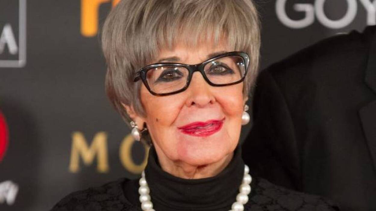 Concha Velasco sale del hospital tras superar una neumonía