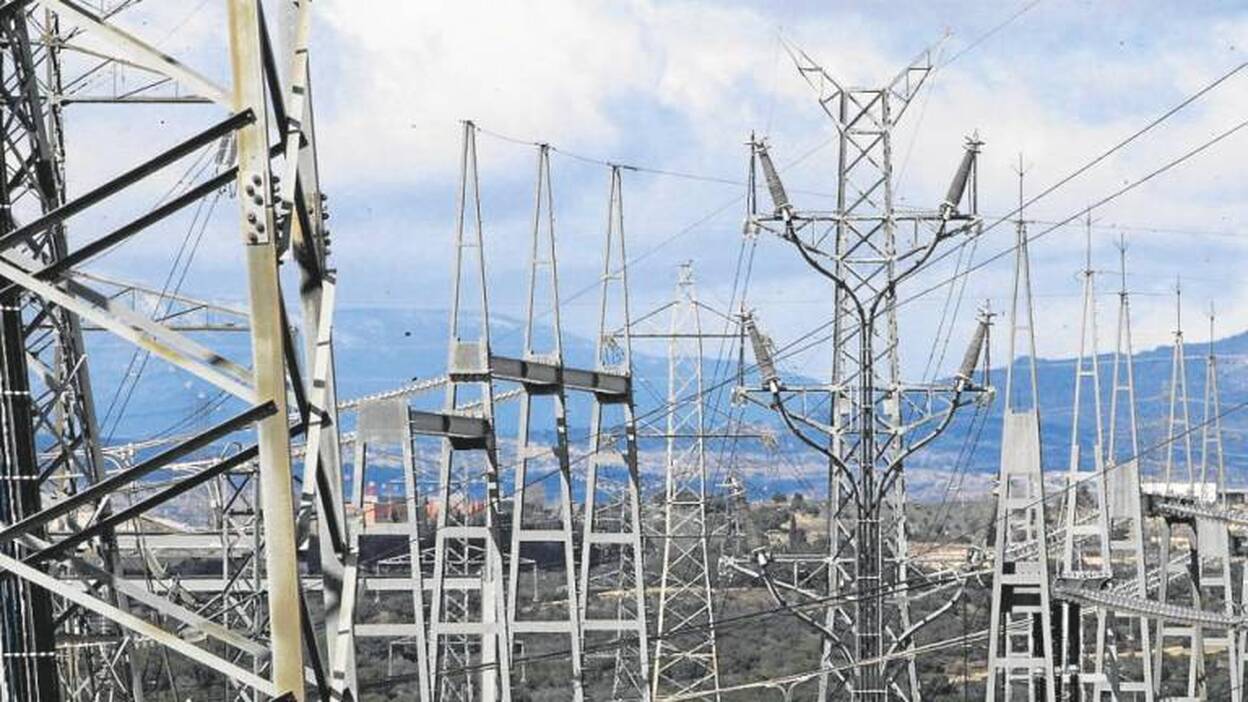 El precio de la luz vuelve a tocar hoy máximos anuales