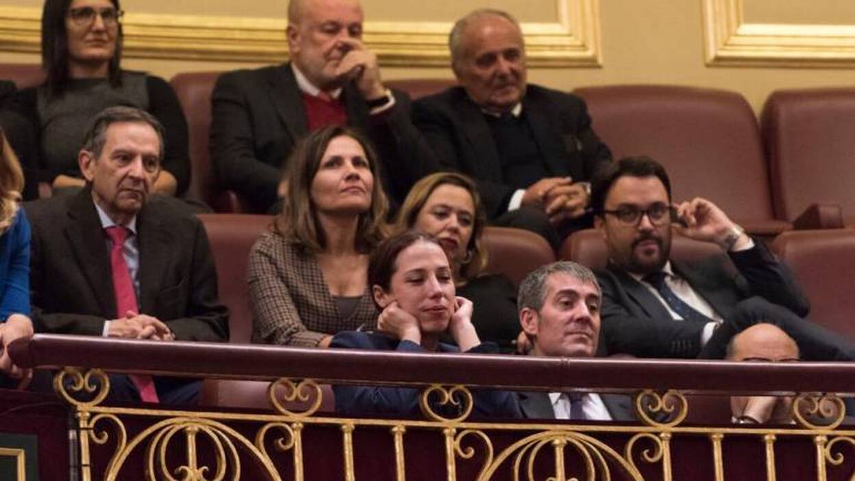 El Parlamento gasta el doble en mandar delegaciones al exterior