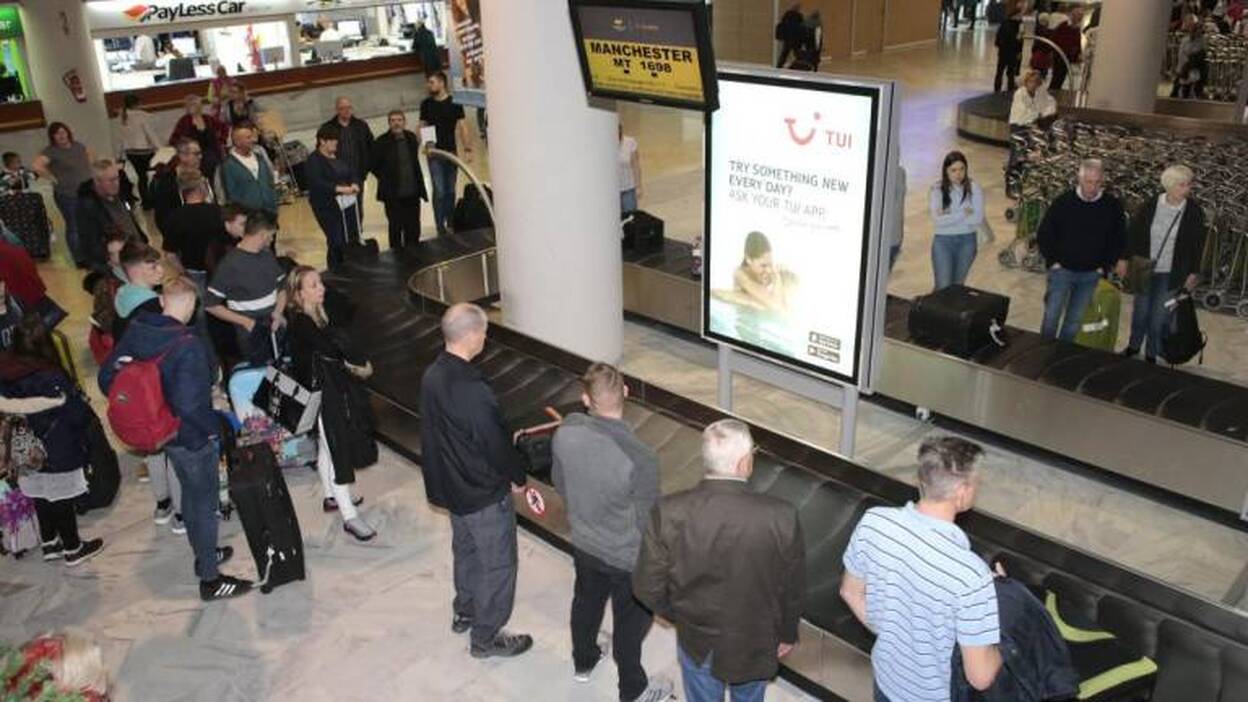 El Gobierno canario no ve una subida artificial de los precios aéreos con 75%