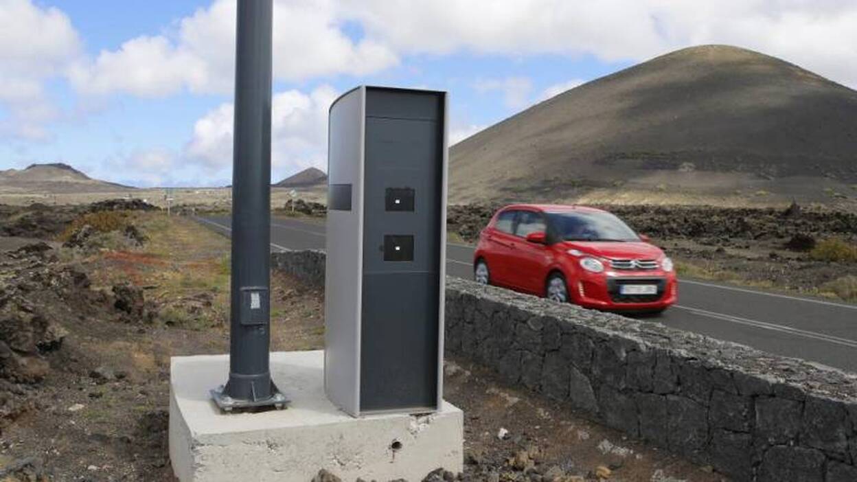 Tinajo reclama que se paren los radares de velocidad en sus vías