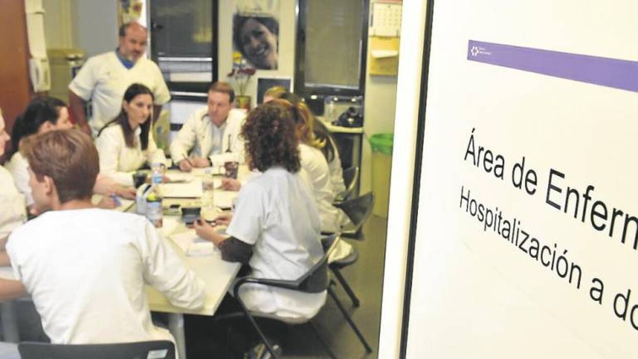 El Negrín lleva la quimioterapia  al domicilio de los pacientes