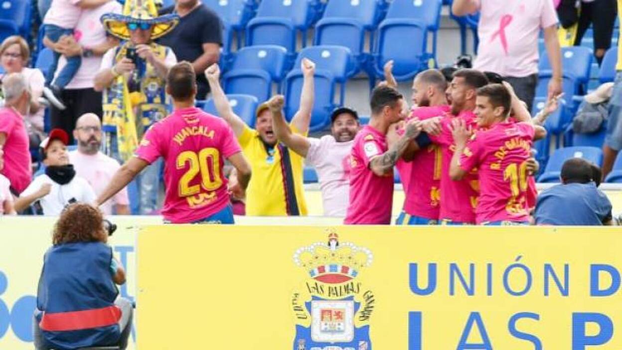 Goles para espantar la crisis (3-0)