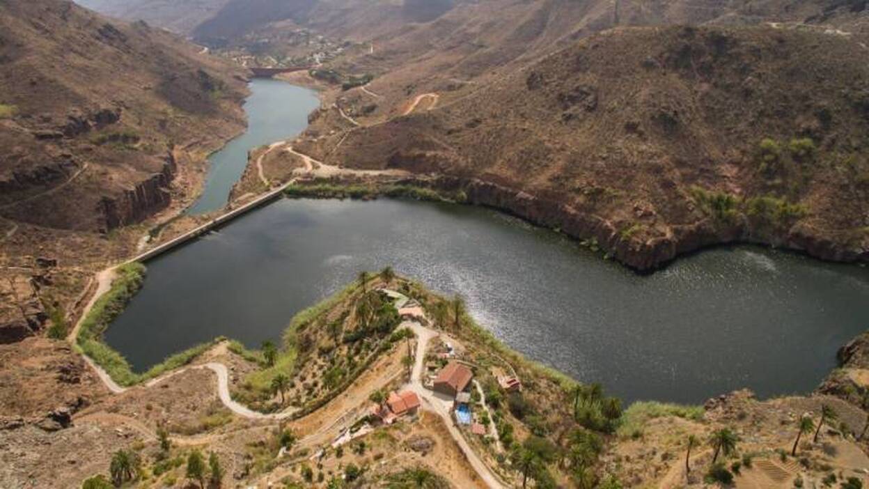 Bruselas denuncia a España por incumplir los plazos en los planes de cuenca de Canarias