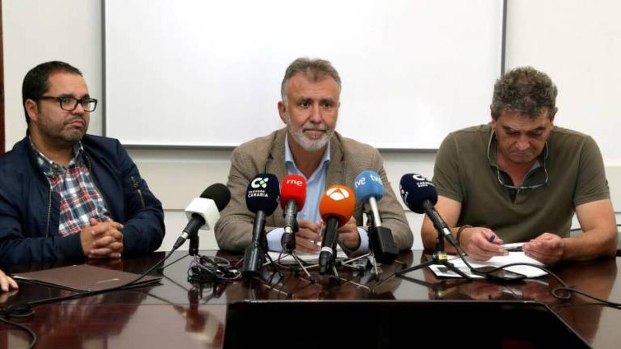 El PSOE no ve condiciones «por ahora» para una moción de censura en La Laguna