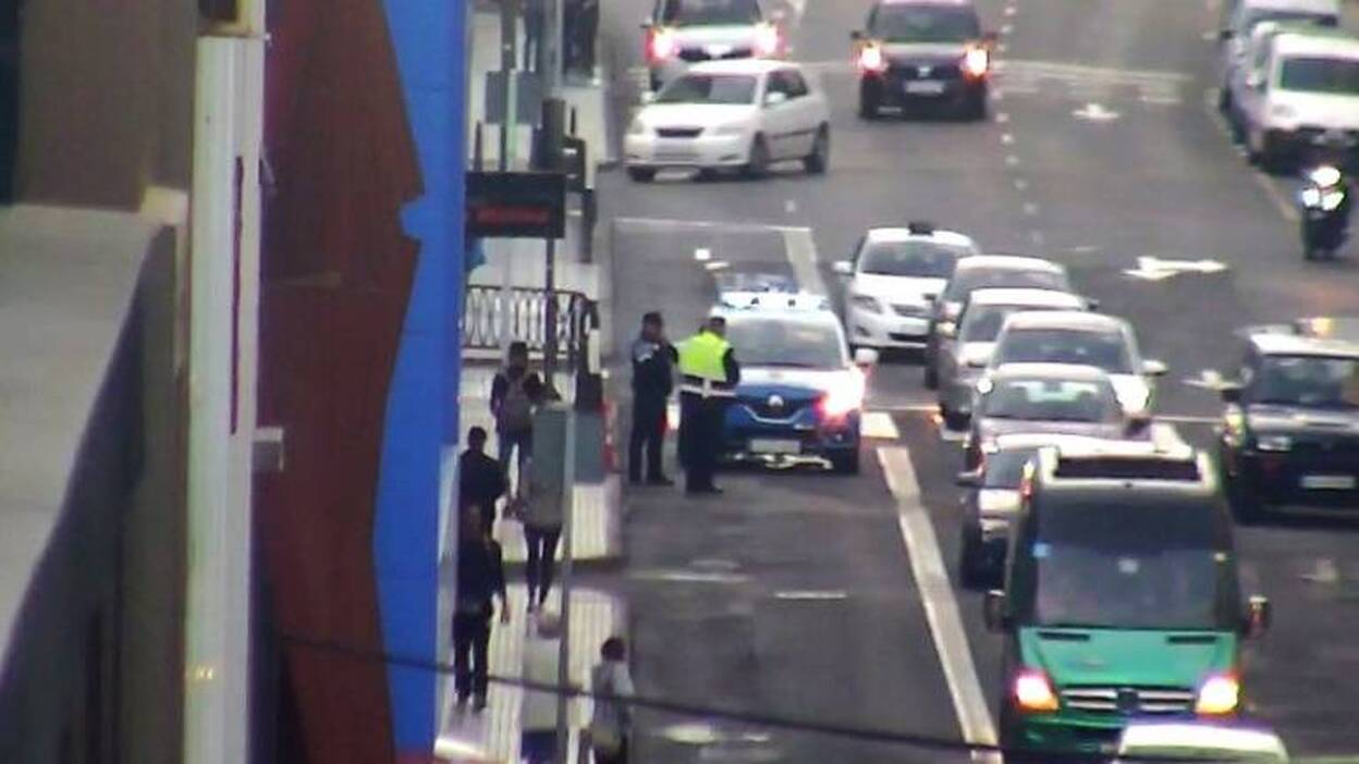 Cortan un carril de Presidente Alvear por posible hundimiento