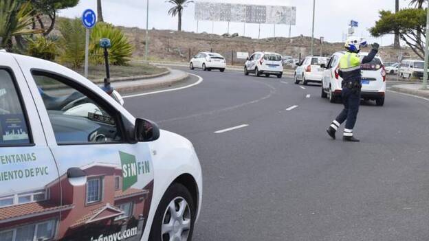 La protesta del taxi se convierte en caravana tras la tarifa única