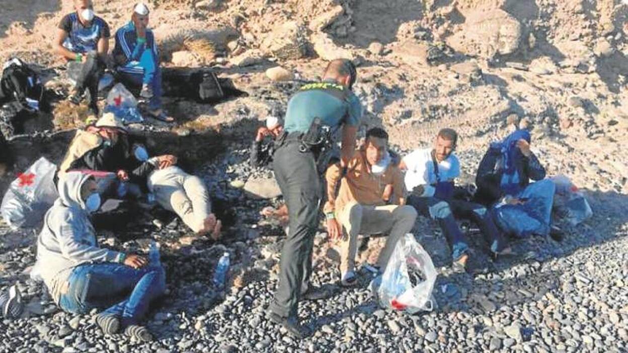 Fuerteventura también declara alerta humanitaria por los menores