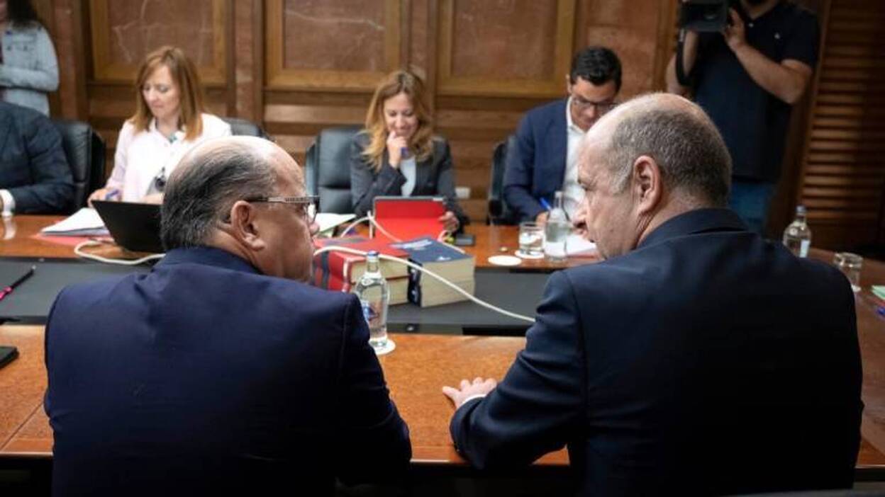 Los denunciantes auguran que CC usará el victimismo y Barragán critica las prisas