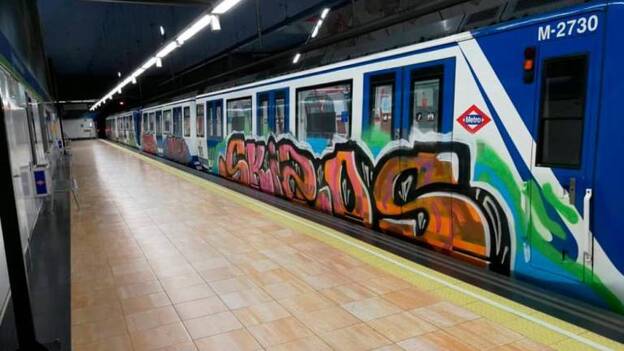 Los grafiteros irrumpen en el Metro de Madrid