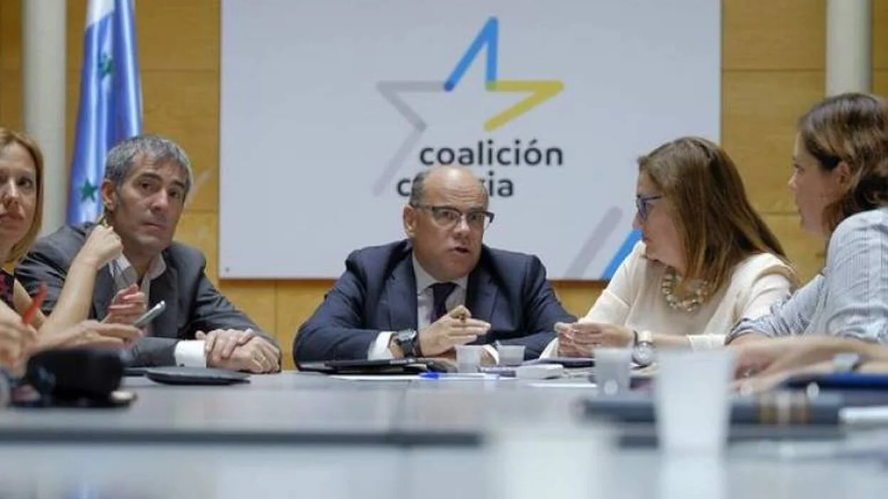 Revés para Coalición Canaria en plena precampaña electoral