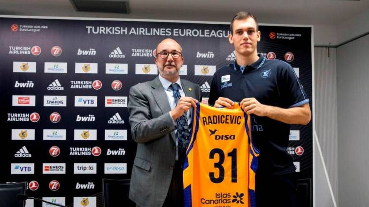 Radicevic: «Estoy con ganas de aportar al equipo energía y sangre fresca»