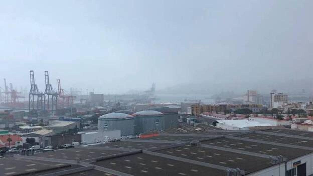 Viento fuerte y lluvias en Canarias