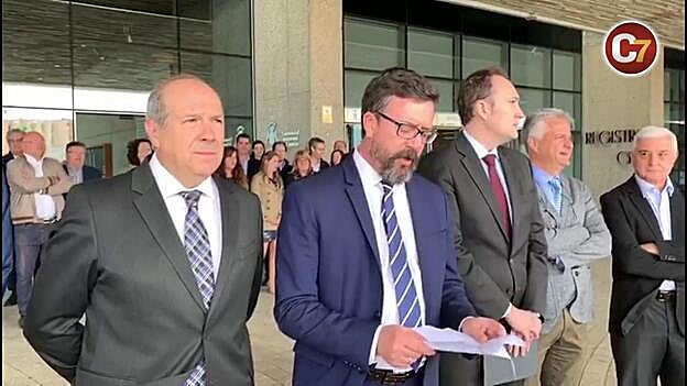 Jueces y fiscales piden independencia y mejoras