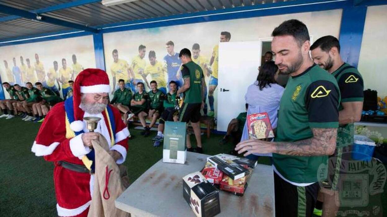 Visita de Papá Noel y Viera a la UD