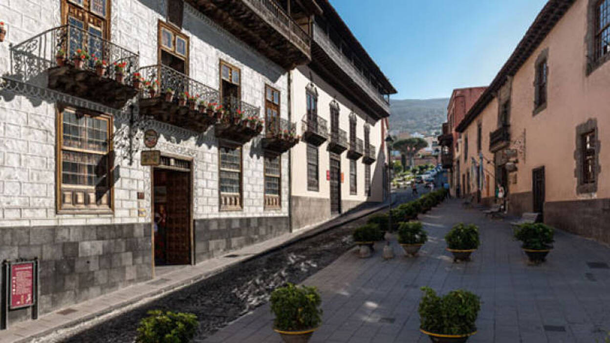 Un joven, herido tras sufrir una caída de un caballo