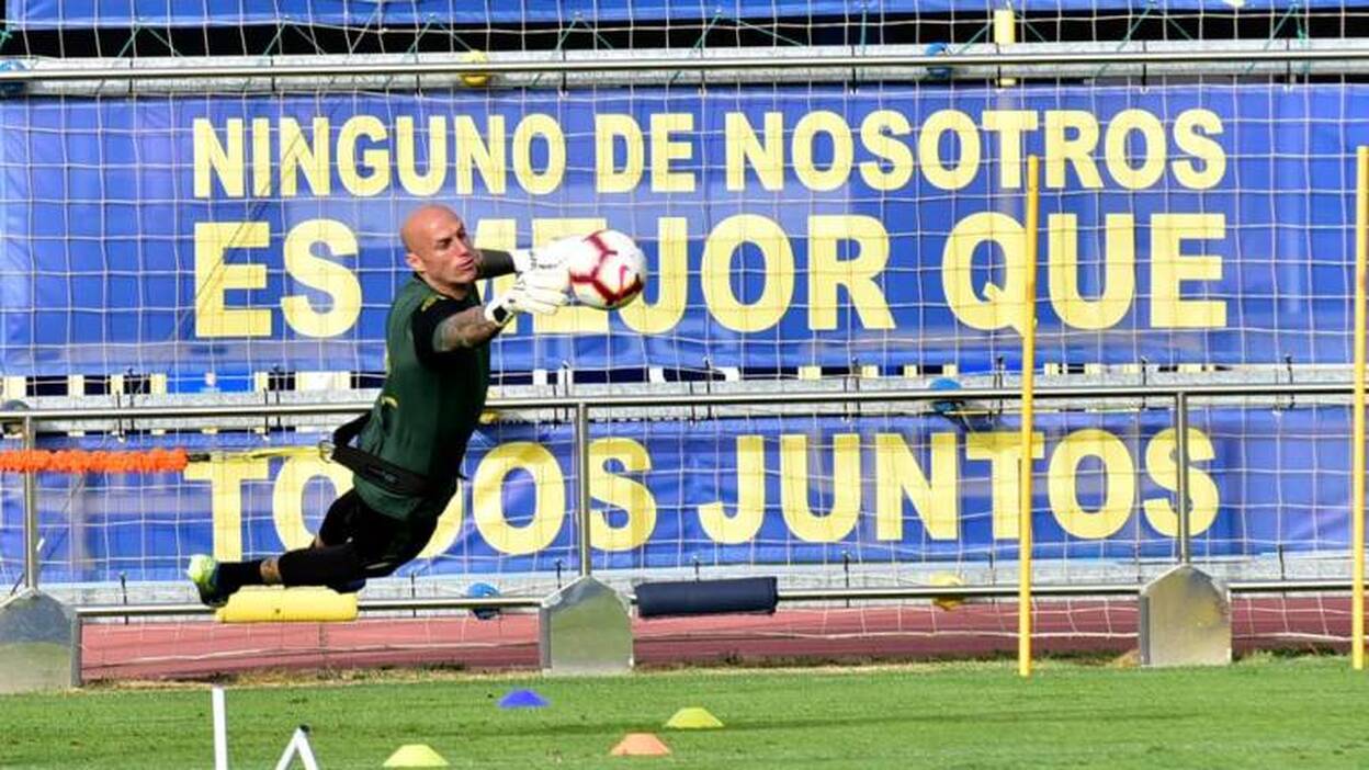 La UD Las Palmas, en busca de crédito y aliento