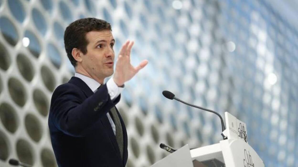 Casado ve actitudes inconstitucionales en Sánchez por no actuar en Cataluña
