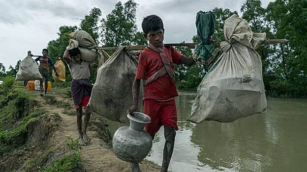 Muchos de ellos apenas han podido encontrar otro enclave para la subsistencia como el campo de refugiados de Cox Bazar, posiblemente el mayor del mundo en la actualidad. / Acnur