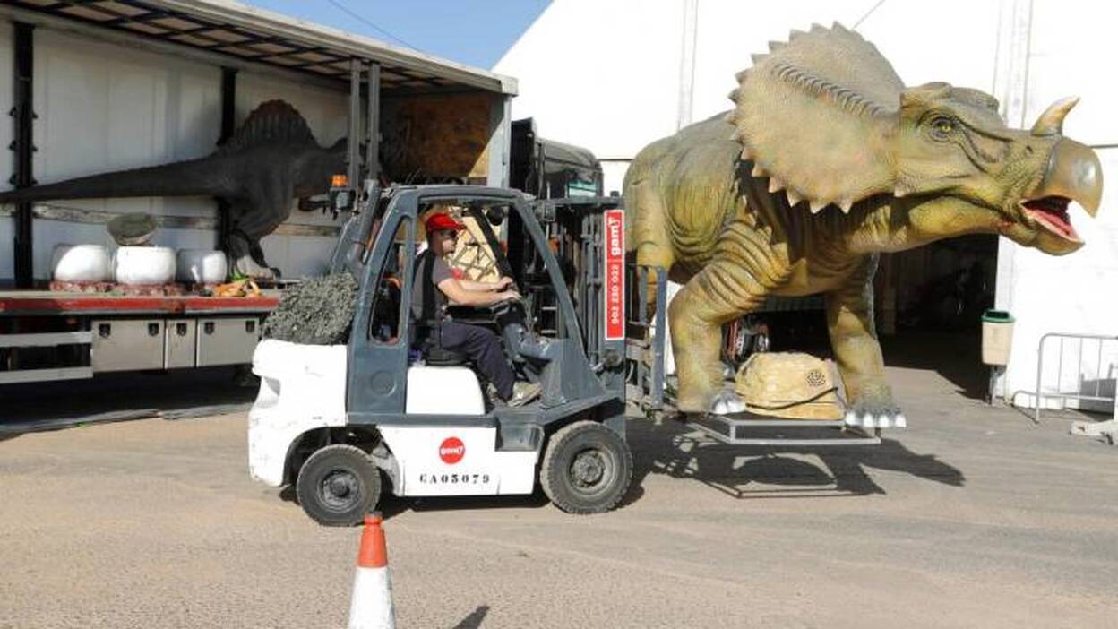 Exposición de dinosaurios animatrónicos