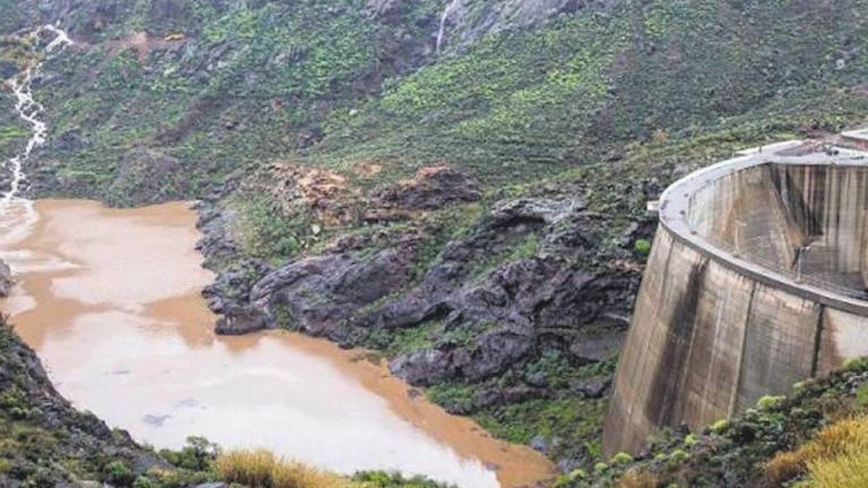 Las presas de la isla, al 40% de su capacidad en el inicio del año