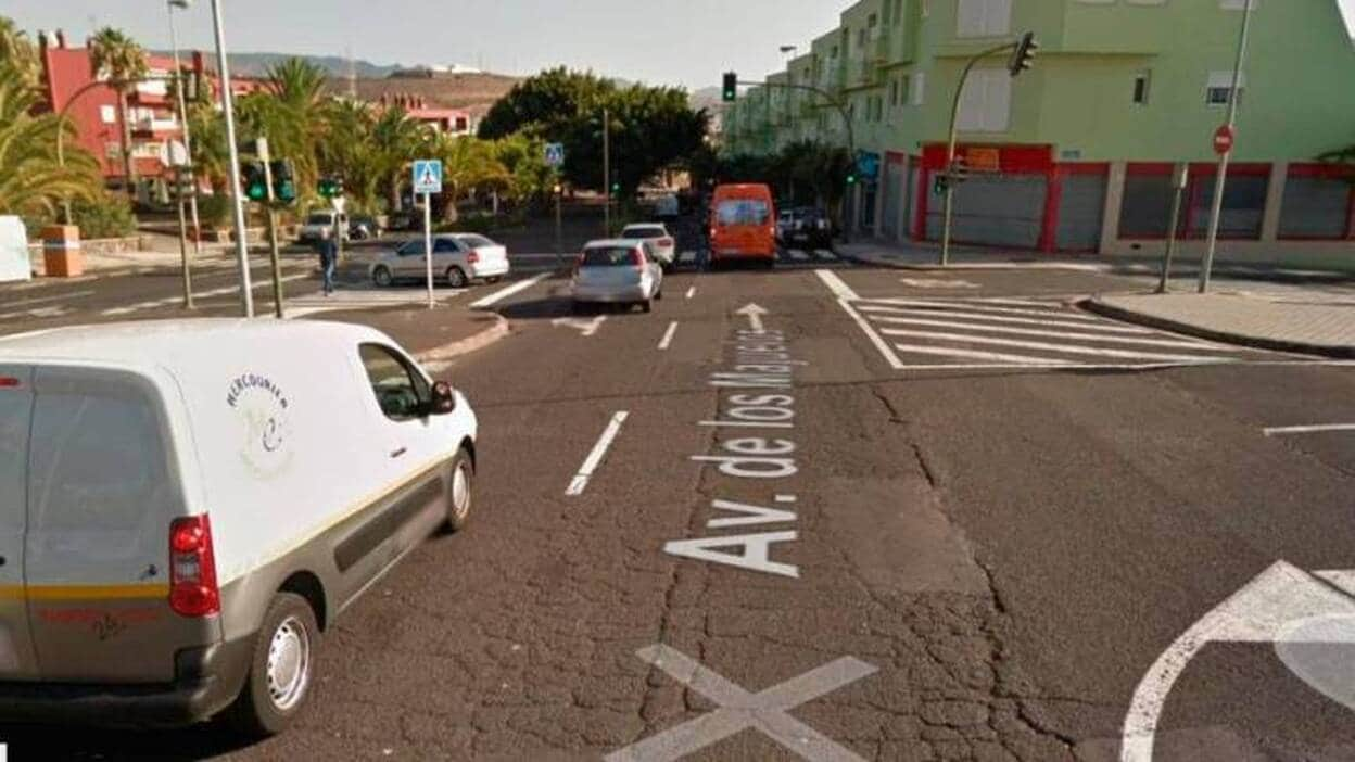 Un motorista herido grave tras sufrir una caída en Tenerife