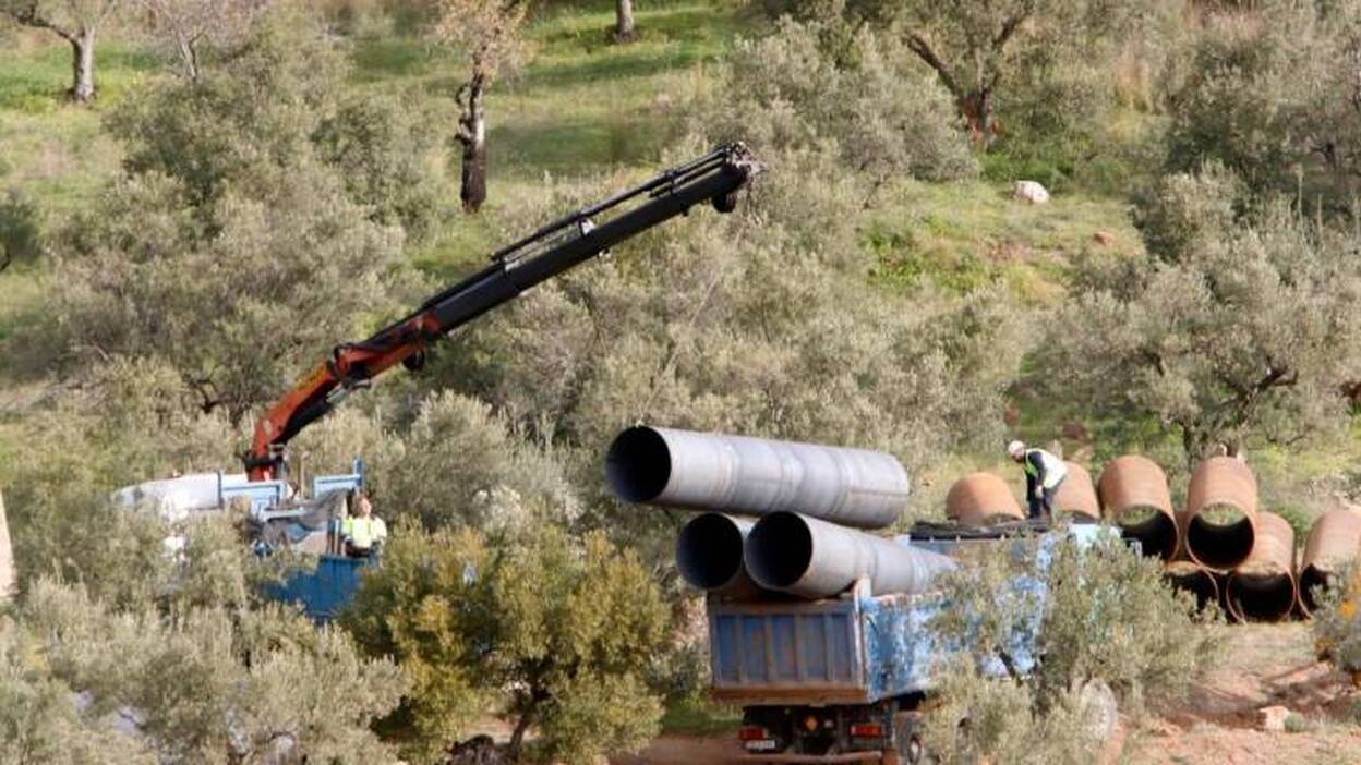 Sin plazos para reconstruir el túnel vertical que conduce hasta Julen