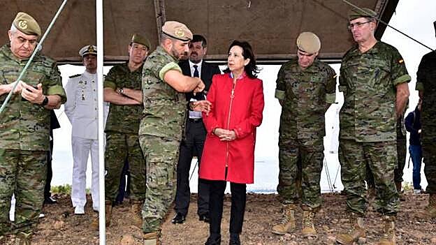 Defensa abre al uso ciudadano cinco senderos del paraje natural de La Isleta