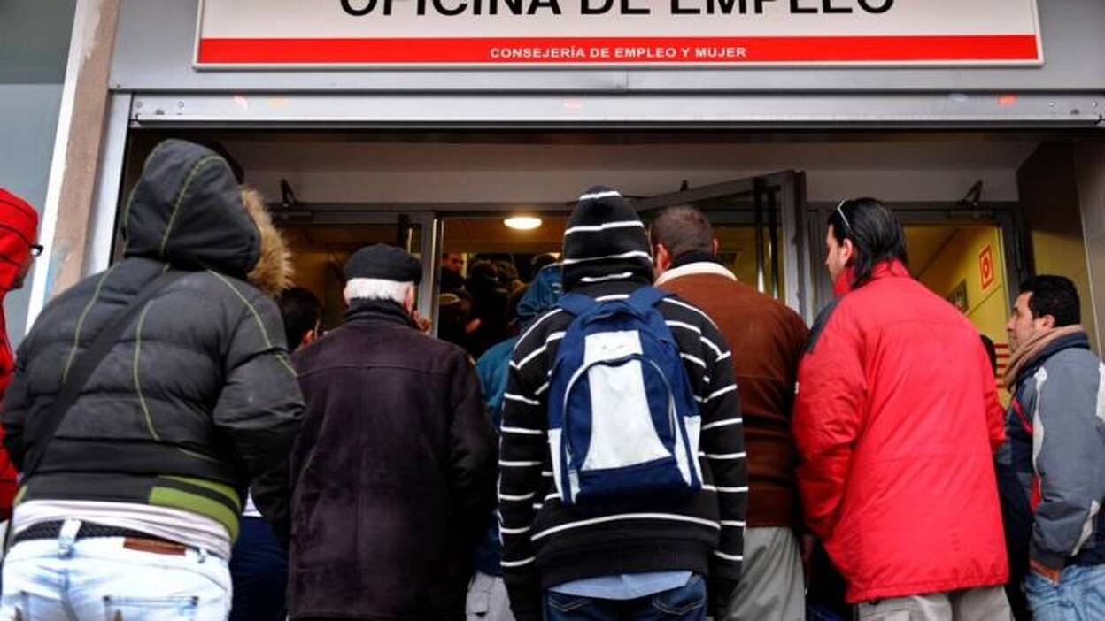 Canarias creó 41.600 empleos en 2018 y redujo su paro en 18.200 personas