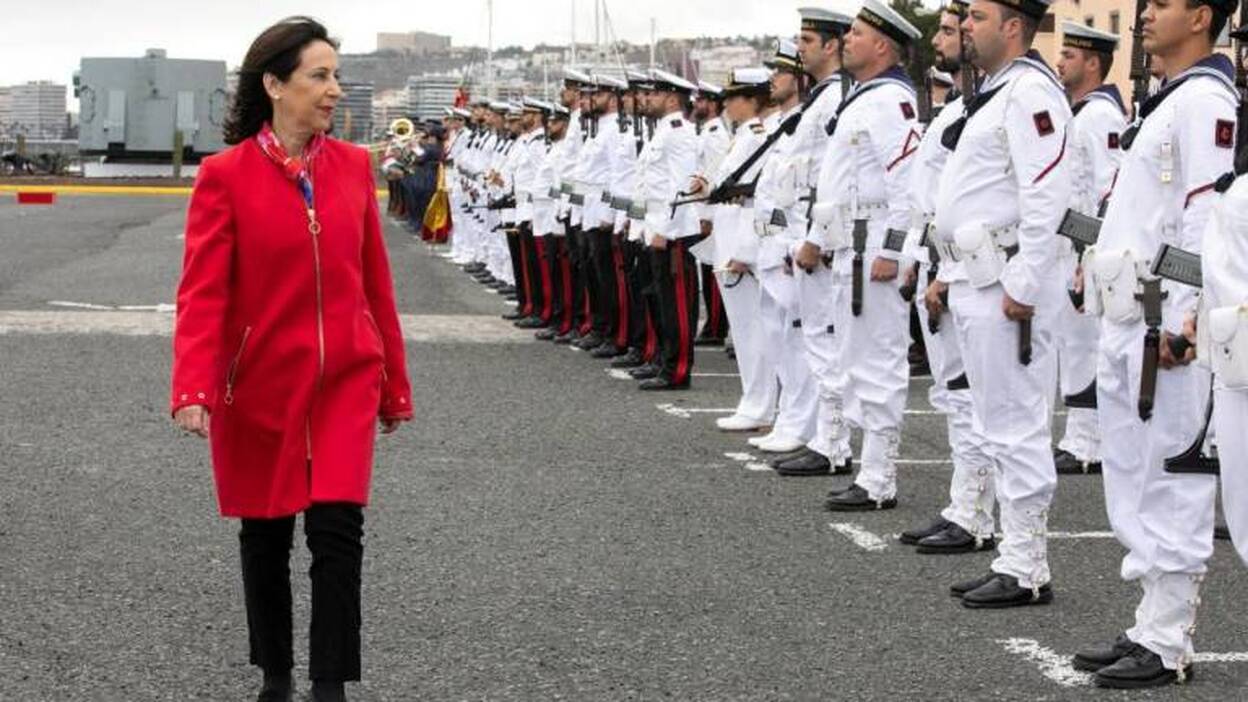 Defensa espera por alternativas para dejar la Base Naval