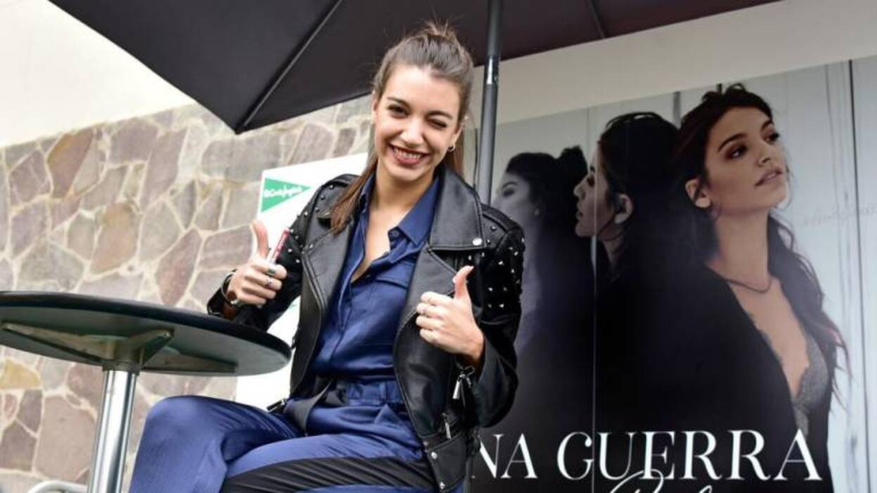 Ana Guerra, con el calor del público grancanario