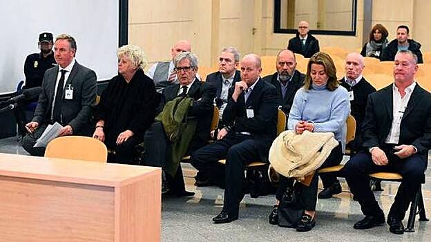 Los miembros de la organización de John Palmer en Canarias, durante el juicio.