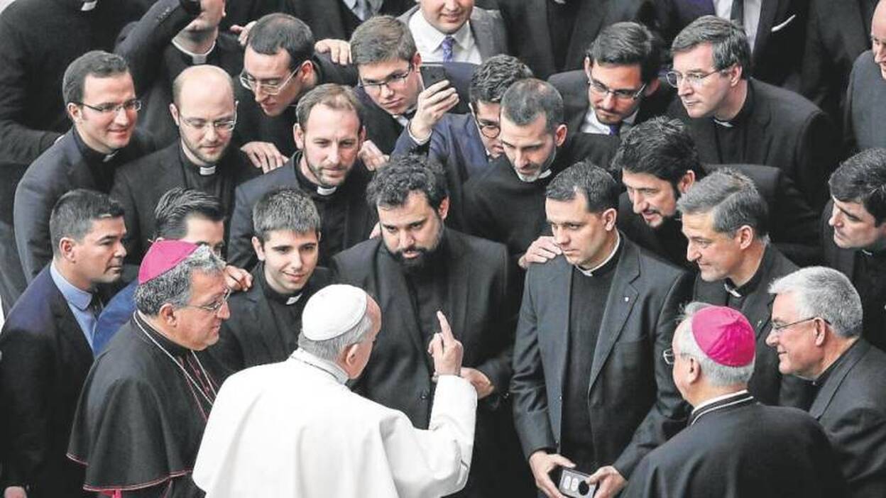 Las víctimas piden al papa un plan ante la «pandemia» de los abusos