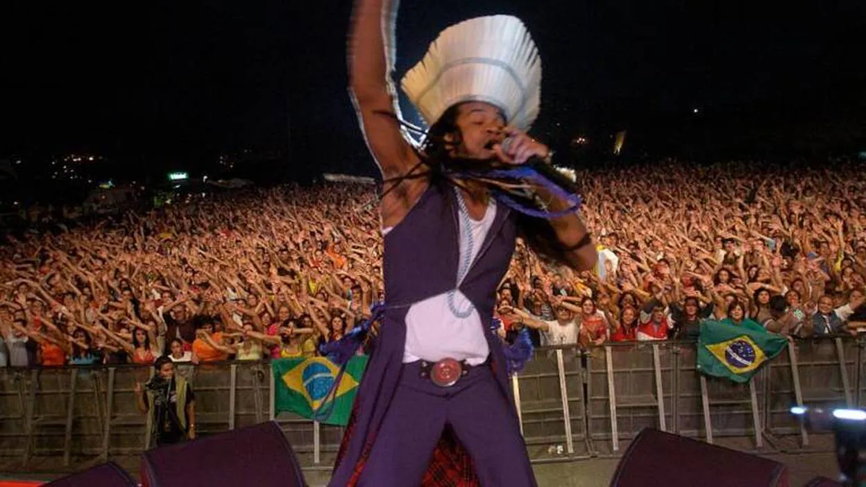 Carlinhos Brown, estrella del martes de carnaval