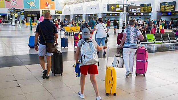 El turismo alemán siempre ha sido importante para las islas /  C7